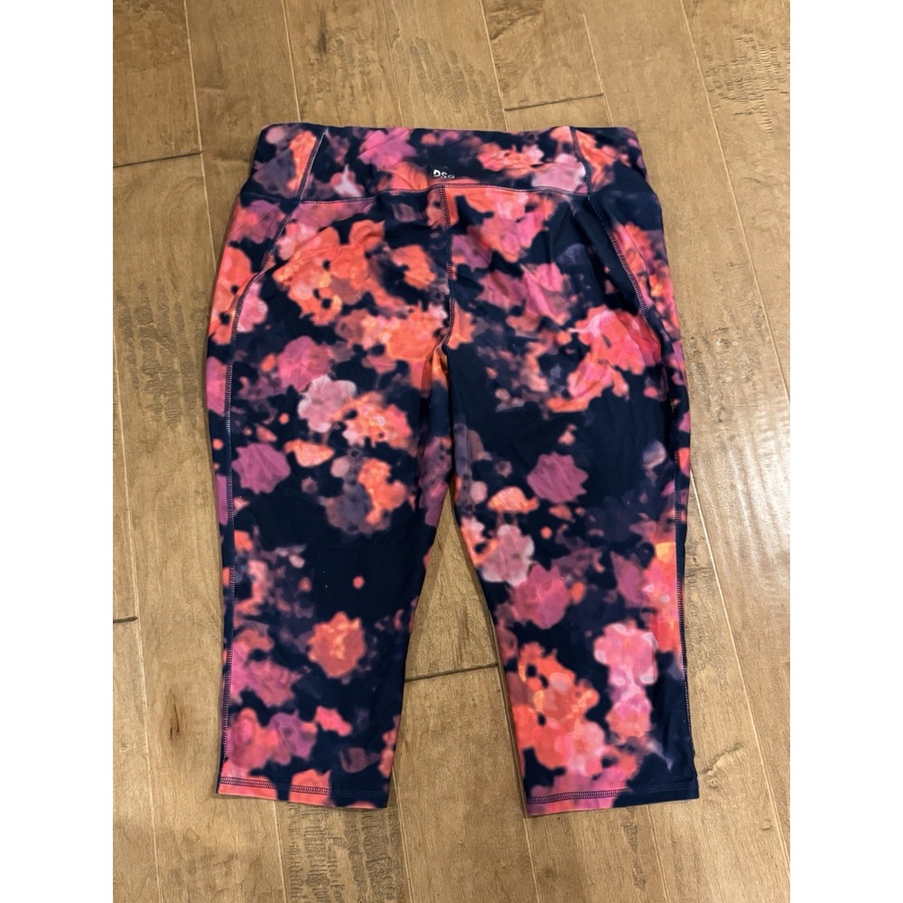 DSG Women's Performance Capris XXL Monarch Pink DAW39313PRT Size 2XL